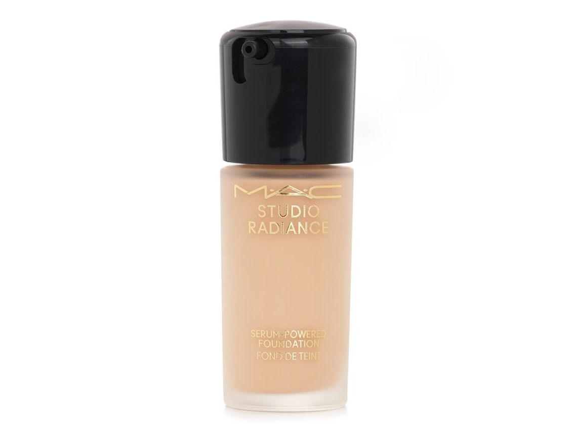 Base líquida Studio Radiance Serum Powered NC12 30ml/1oz Mac