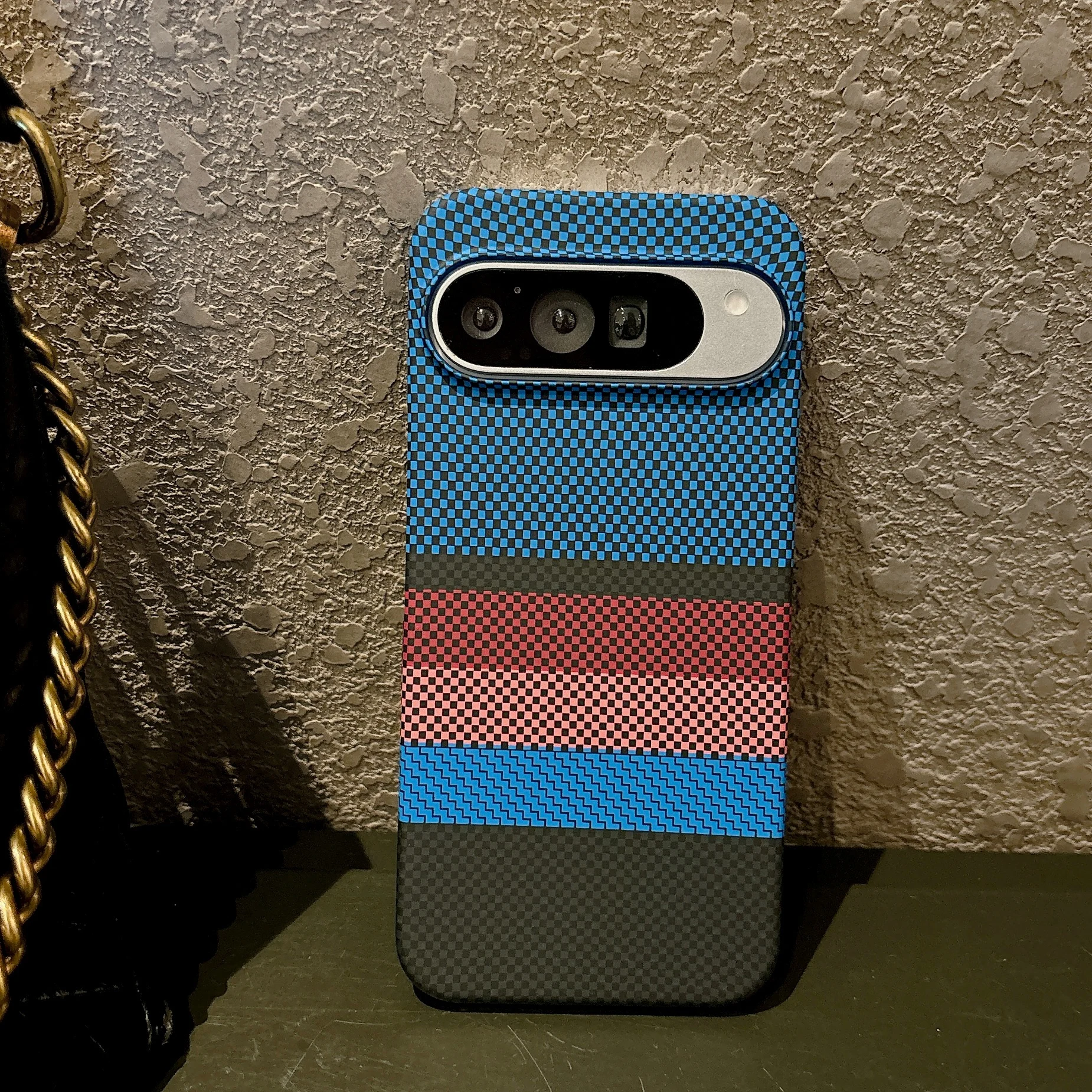 Capa Rígida Magnética Para Celular Com Textura De Fibra De Carbono (google Pixel 7 Pro)