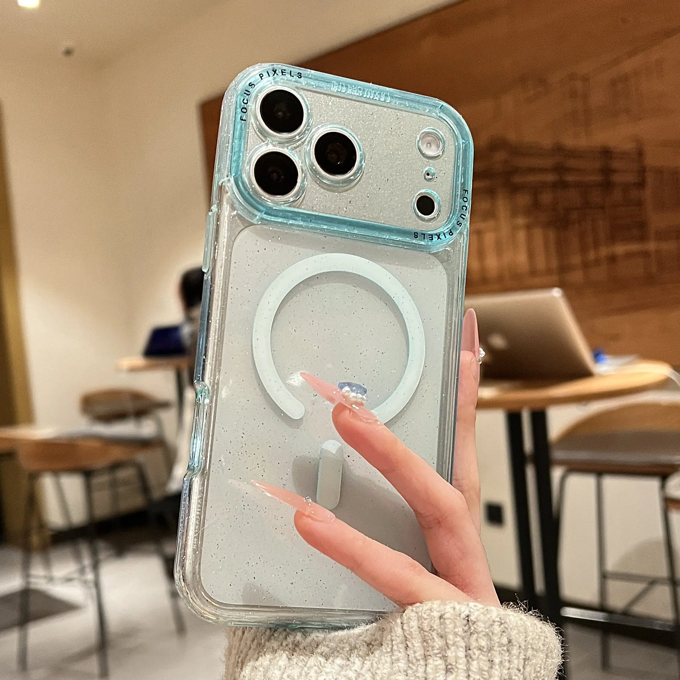 Capa Protetora Magnética Transparente Com Glitter 2 Em 1 (para Iphone 16 Azul).