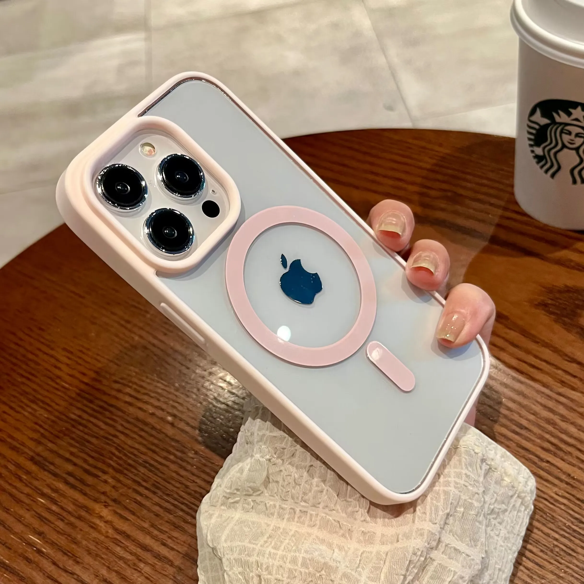 Capa Protetora Transparente (rosa Para Iphone 14 Plus) Com Carregamento Sem Fio Magnético.