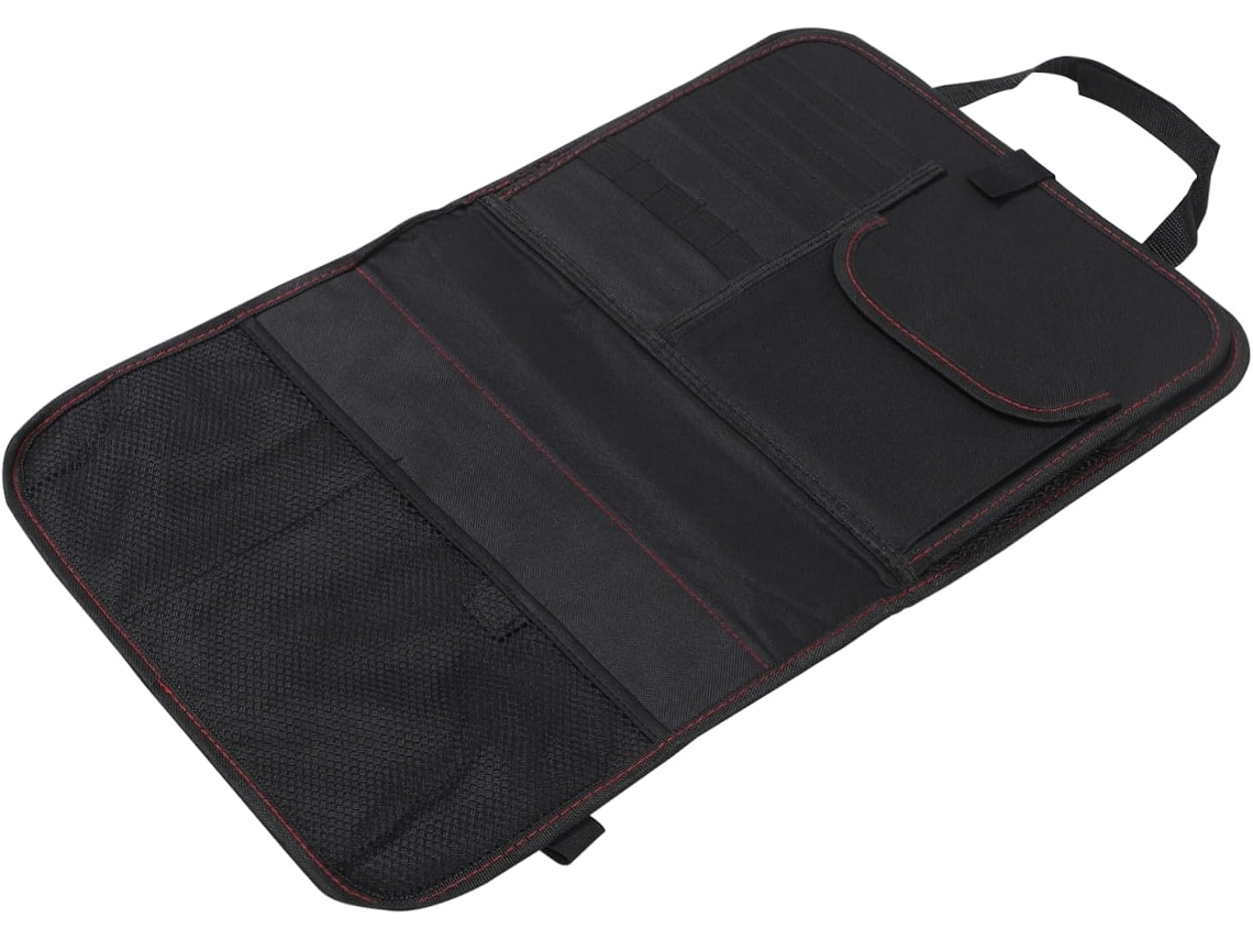 Organizador para banco traseiro de carro com mesa dobrável e proteção para armazenamento.