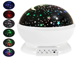 Projetor de estrelas infantil Lurelia 360° com 12 núcleos, USB/tomadas e luz noturna, ambiente relaxante