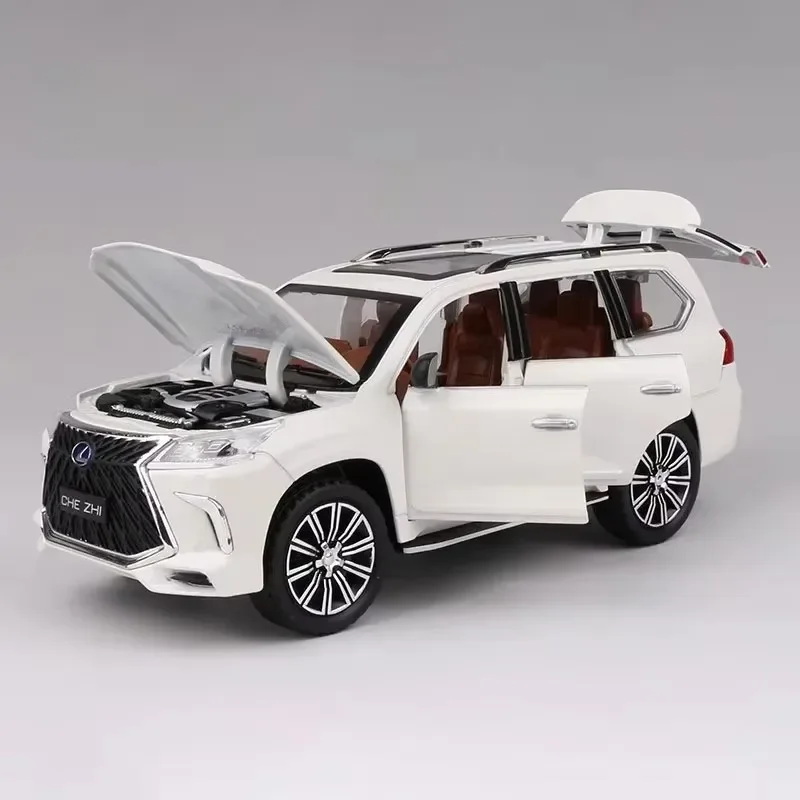(lx570 Branco) Miniatura De Carro Em Escala 1:24 - Fundição Em Liga Metálica - Som E Luz Simulados