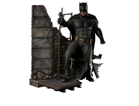Figura Hot Toys MMS732 - DC Comics - Batman Vs Superman Dawn Of Justice - Batman Deluxe Version