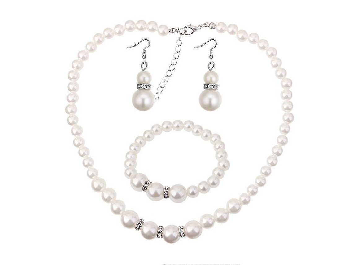 Conjunto de joias 2026 com colar, pulseiras e brincos de pérolas e cristais para casamentos e presentes.