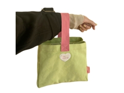 Bolsa Bento de Lona com Botão e Bolsa Interna para Lanche Verde com Bordado de Coração S/MARCA