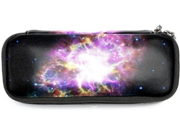 Estojo grande com estampa de nebulosas brilhantes em um céu estrelado, organizador de maquiagem, ideal para a escola.