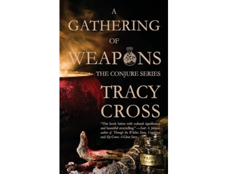 Livro A Gathering of Weapons de Tracy Cross (Inglês)