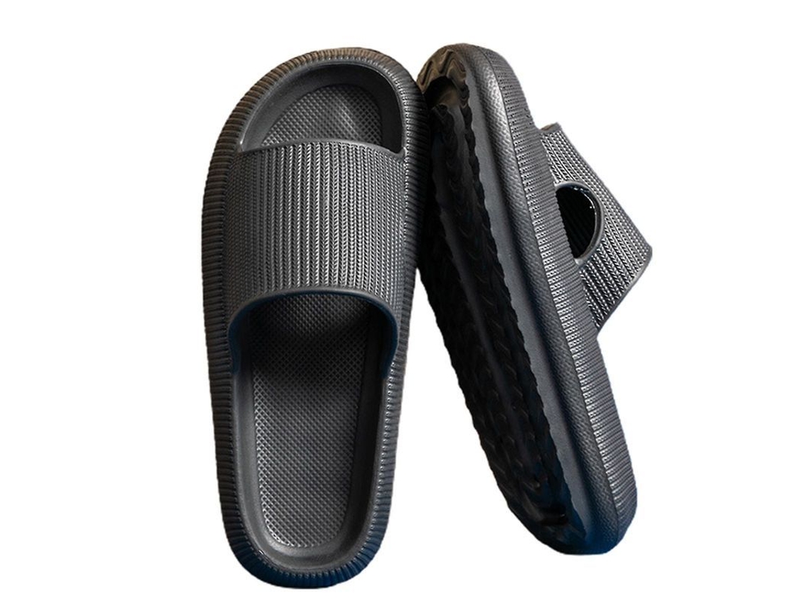 Chinelo de Banho Feminino 2026 Ultra Macio em EVA com Dedo Aberto, Antiderrapante e Resistente ao Escorregamento para Uso Interno.