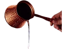 Cafeteira Turca Com Ampla Abertura E Acabamento Clássico Em Cobre.