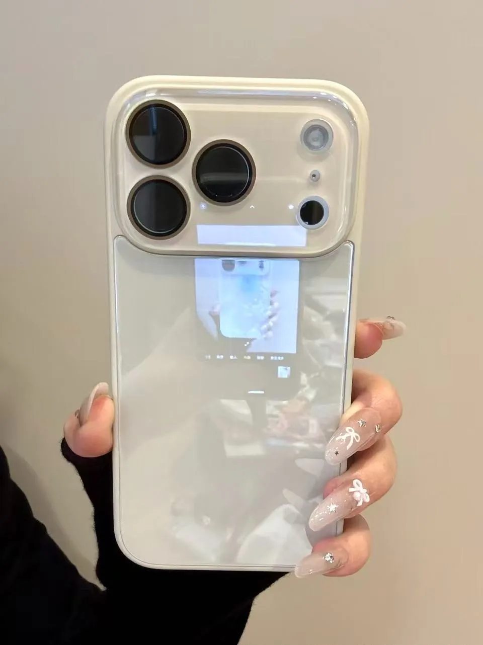 Capa De Câmera Em Vidro Temperado (para Iphone 16 Branco) Com Moldura Resistente A Impactos.