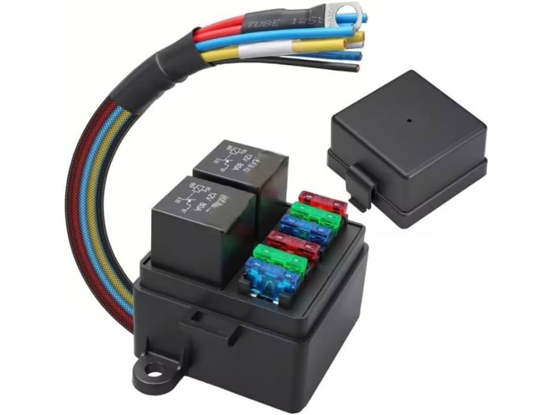 4 12 24 4/5 Ip65 (caixa De Fusíveis De 24 Vias Para Aplicações Em Caminhões E Embarcações)