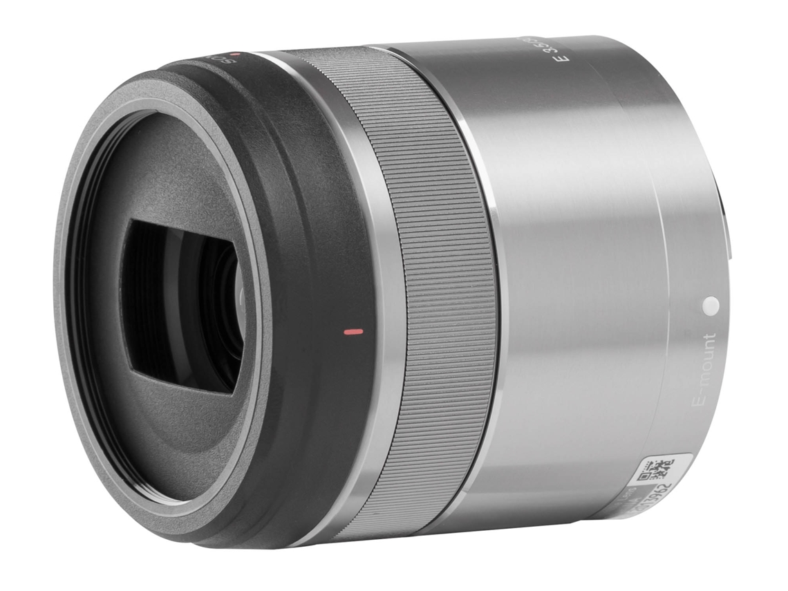 Objetiva SONY SEL30M35.AE (Encaixe: Sony E - Abertura: f/22 - f/3.5)