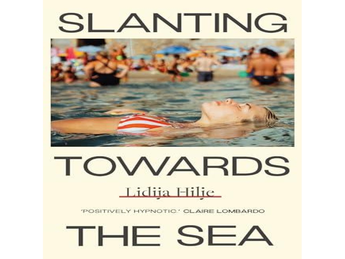 Livro Slanting Towards the Sea de Lidija Hilje (Inglês)