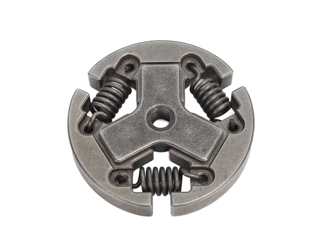 Embreagem de ferro para motosserras CS370 CS400 CS440 CS450 CS400F CS370F. Fácil instalação e durabilidade.