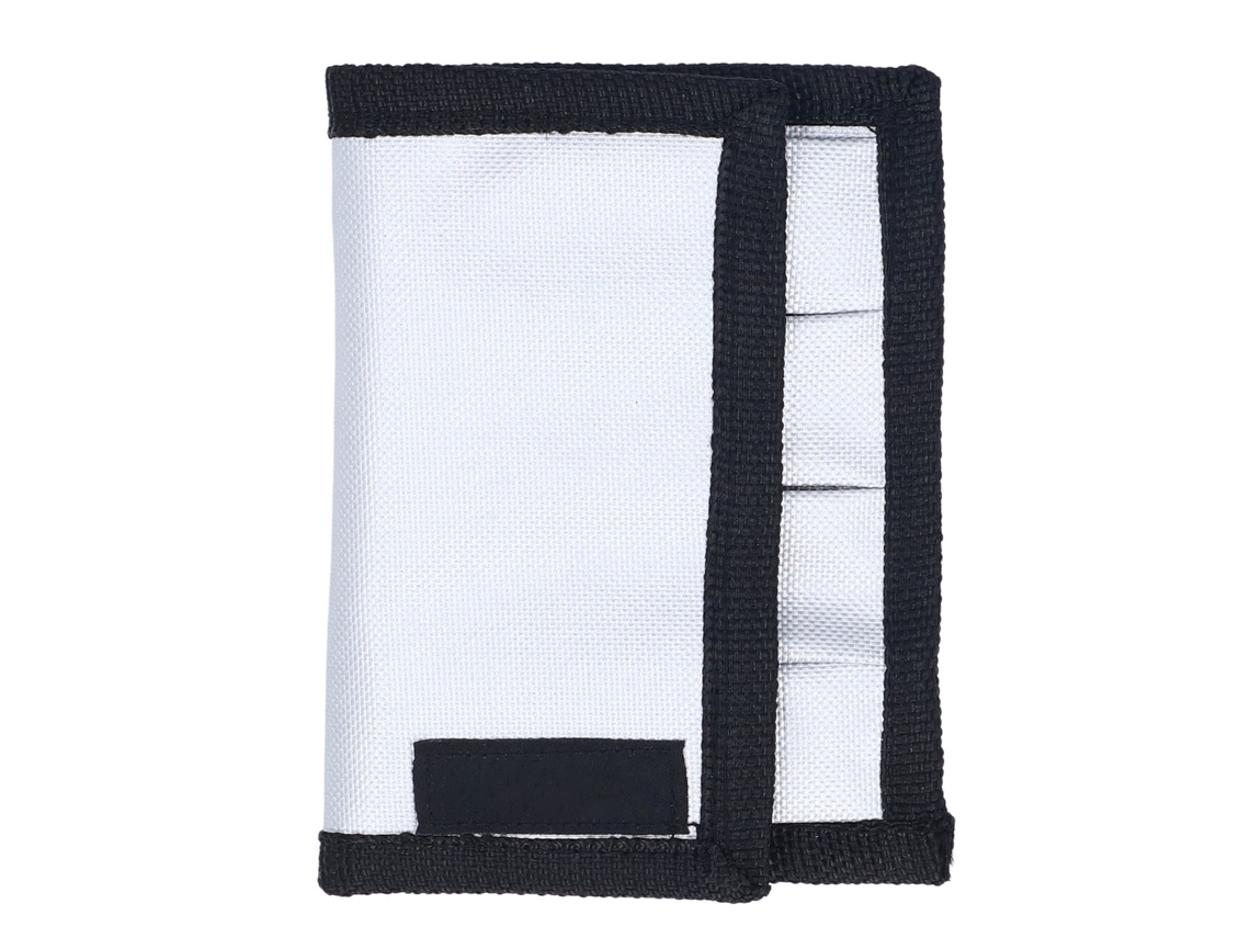 Bolsa Oxford para transporte de baterias com 4 compartimentos e alça para uso interno e externo.
