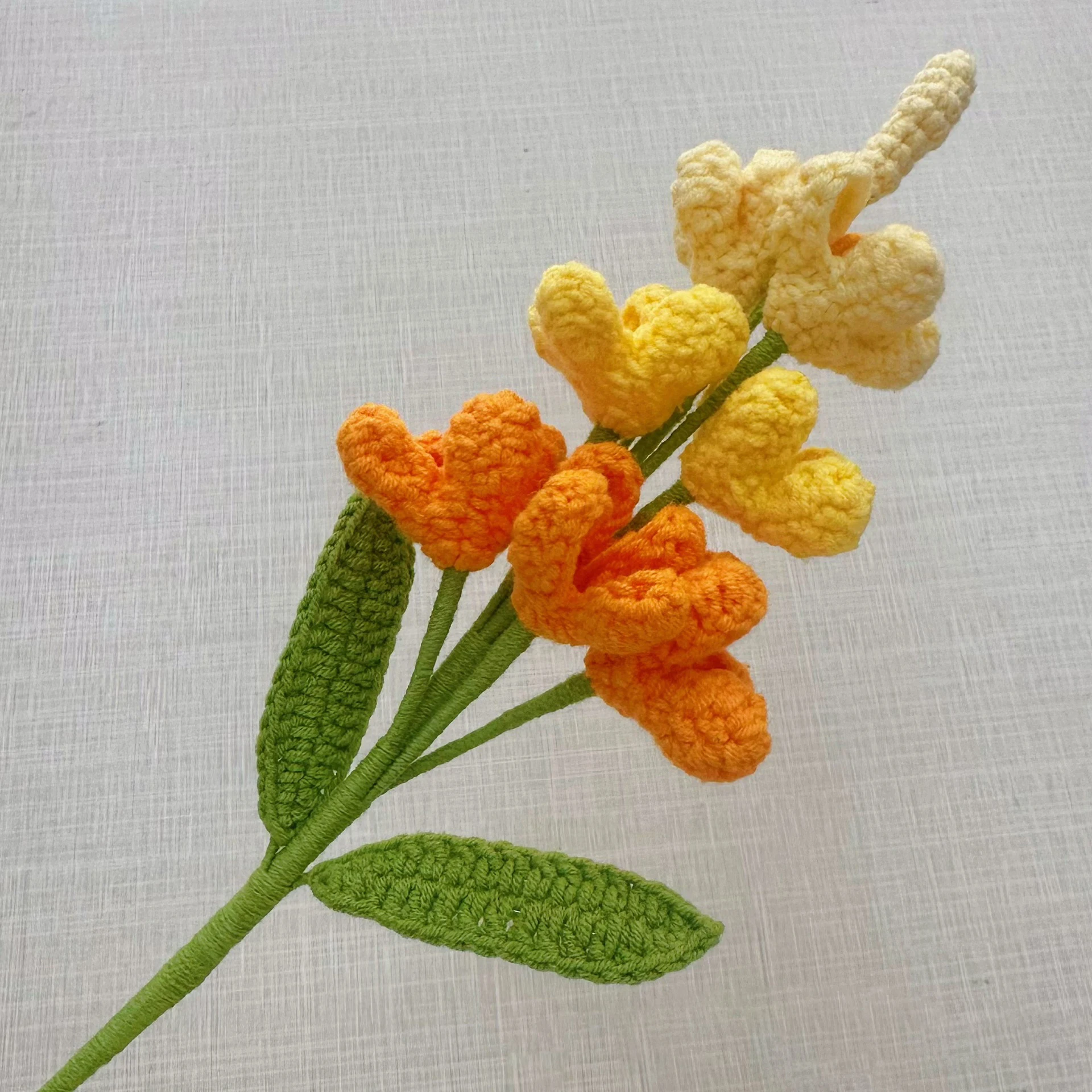 (10 Cm) Flor Lilás Tricotada À Mão, Galho De Flor Artificial Criativo.