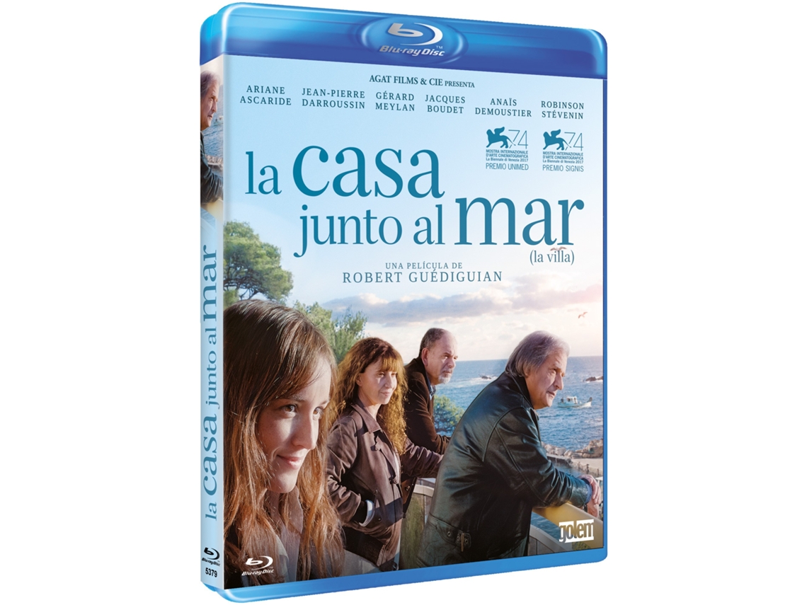 La Villa / La Casa Junto Al Mar Research (2017)