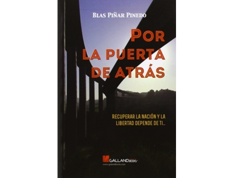 Livro Por La Puerta De Atrás de Blas Piñar (Espanhol)
