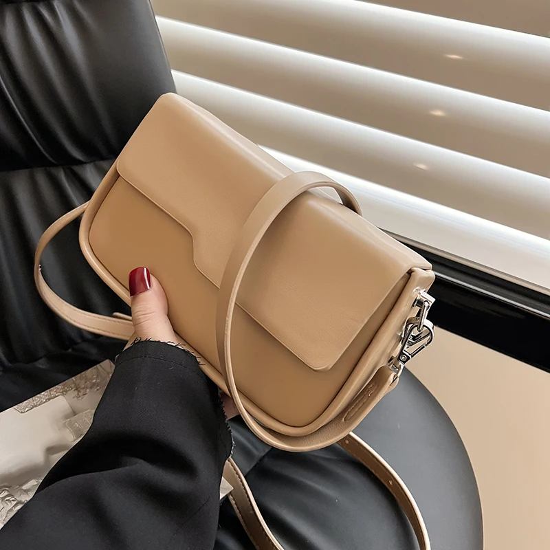 (cáqui) Nova Bolsa Quadrada Feminina Da Moda Com Textura Retrô, Simples E Versátil.