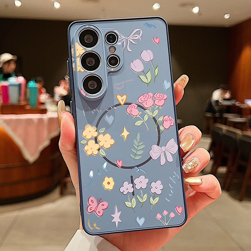 Capa Magnética Rígida Para Samsung Galaxy S24 (azul) Com Estampa Floral.
