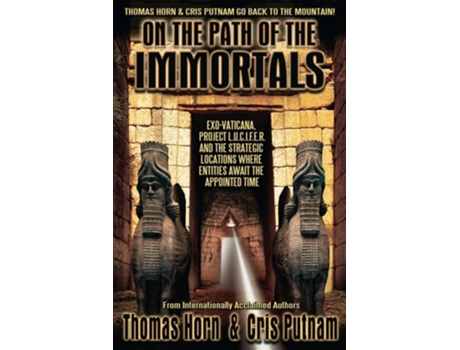 Livro On The Path Of The Immortals De Horn, Thomas Et Al. (inglês)