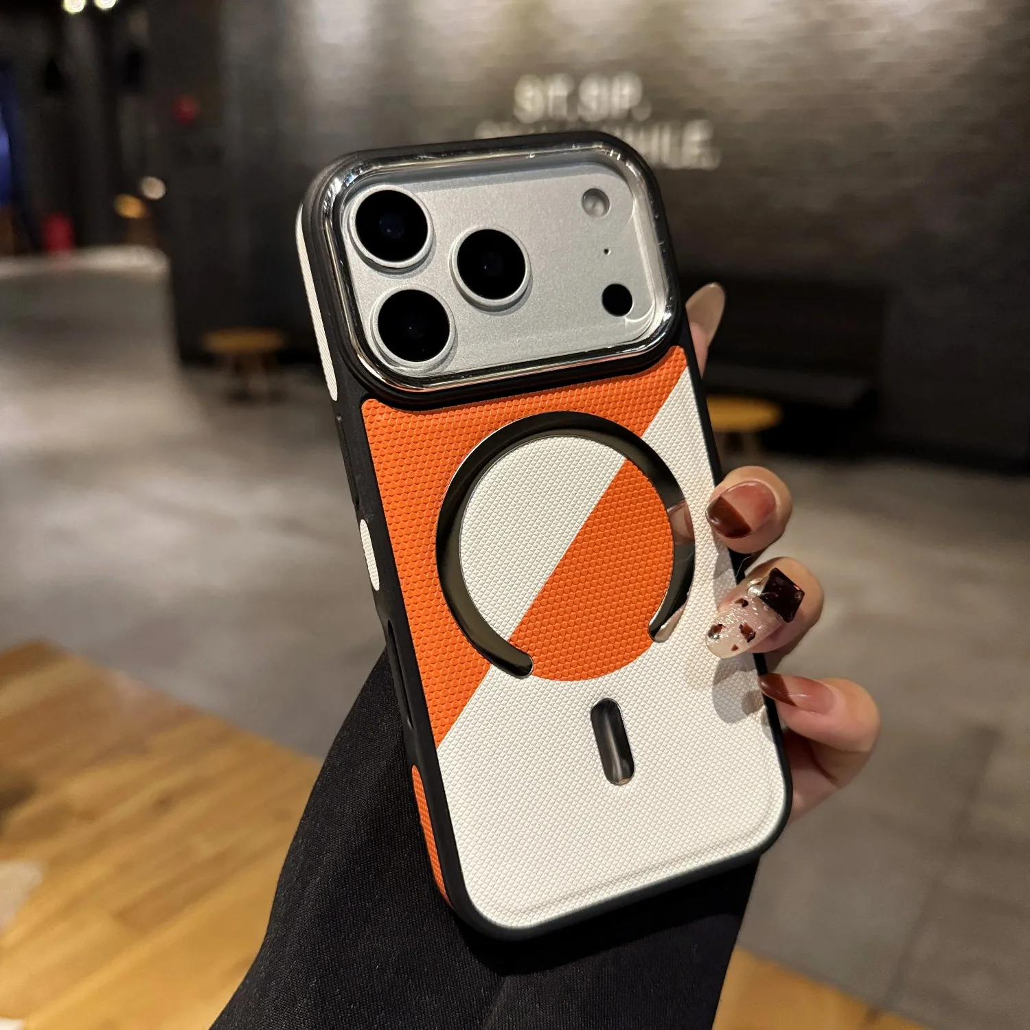 (branco, Iphone 16) Capa Protetora De Couro Resistente A Impactos Com Carregamento Sem Fio Magnético.