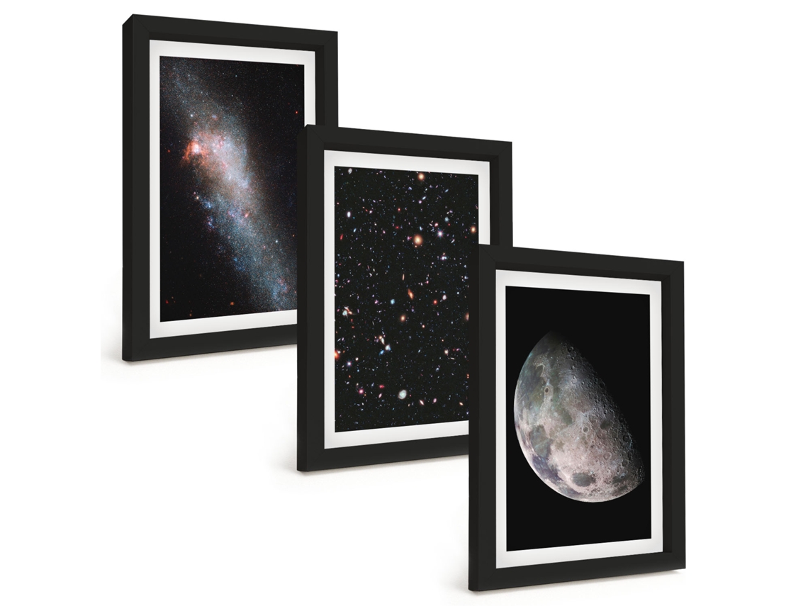 Um Conjunto De Imagens Decorativas Em Uma Moldura Espaço, Galáxia, Estrelas E Lua Moldura Preta Pinturas De Quarto Espelharte (3 Peças 20x30 Cm)