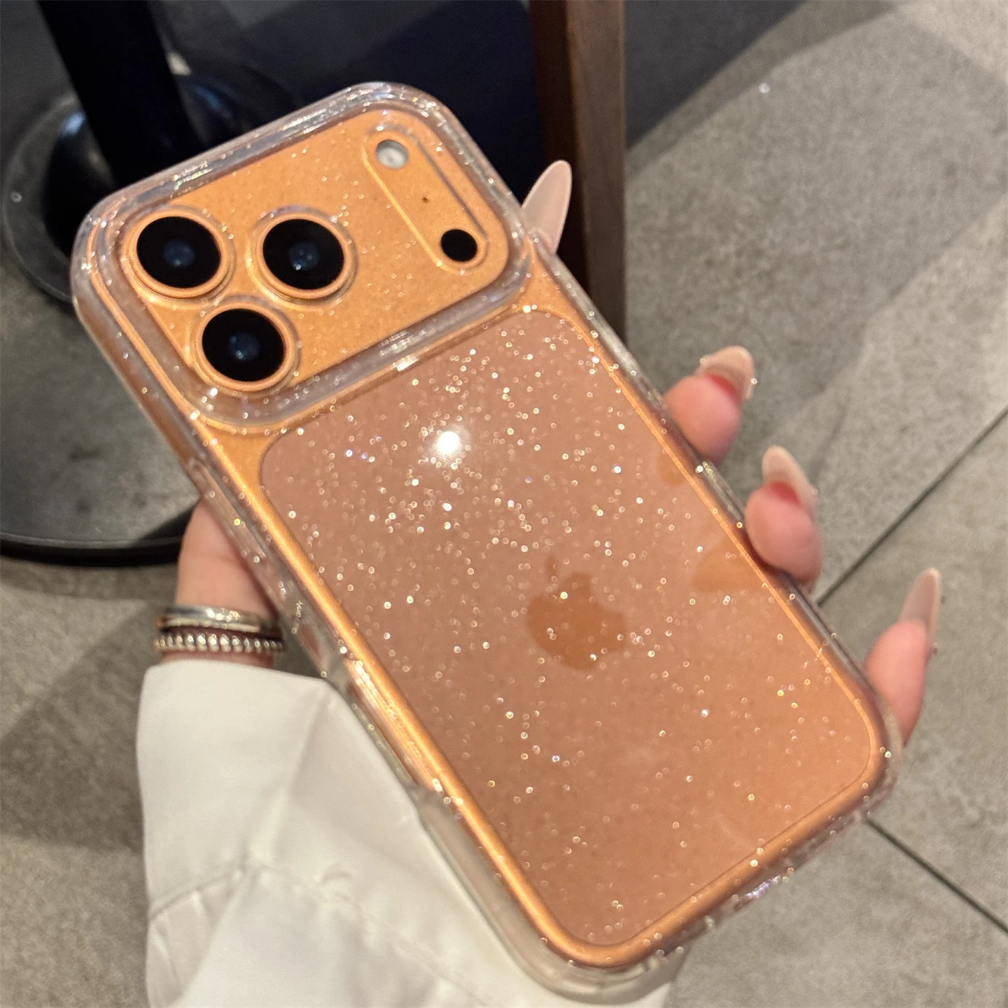 Capa Transparente Brilhante Para Celular (iphone 16), Feita De Silicone Macio E Transparente À Prova De Choque.