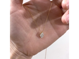 Colar em Prata de Lei 925 com Nove Diamantes Brilhantes em Formato de Diamante e Cravação de Zircônias Versáteis. MDUG