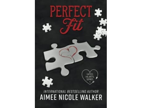 Livro Perfect Fit Fated Hearts Book Four paperback Or Softback de Walker Aimee Nicole (Inglês)