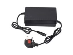 Carregador de bateria de lítio Mali para patinete elétrico DC 54.6V 2A plugue UK