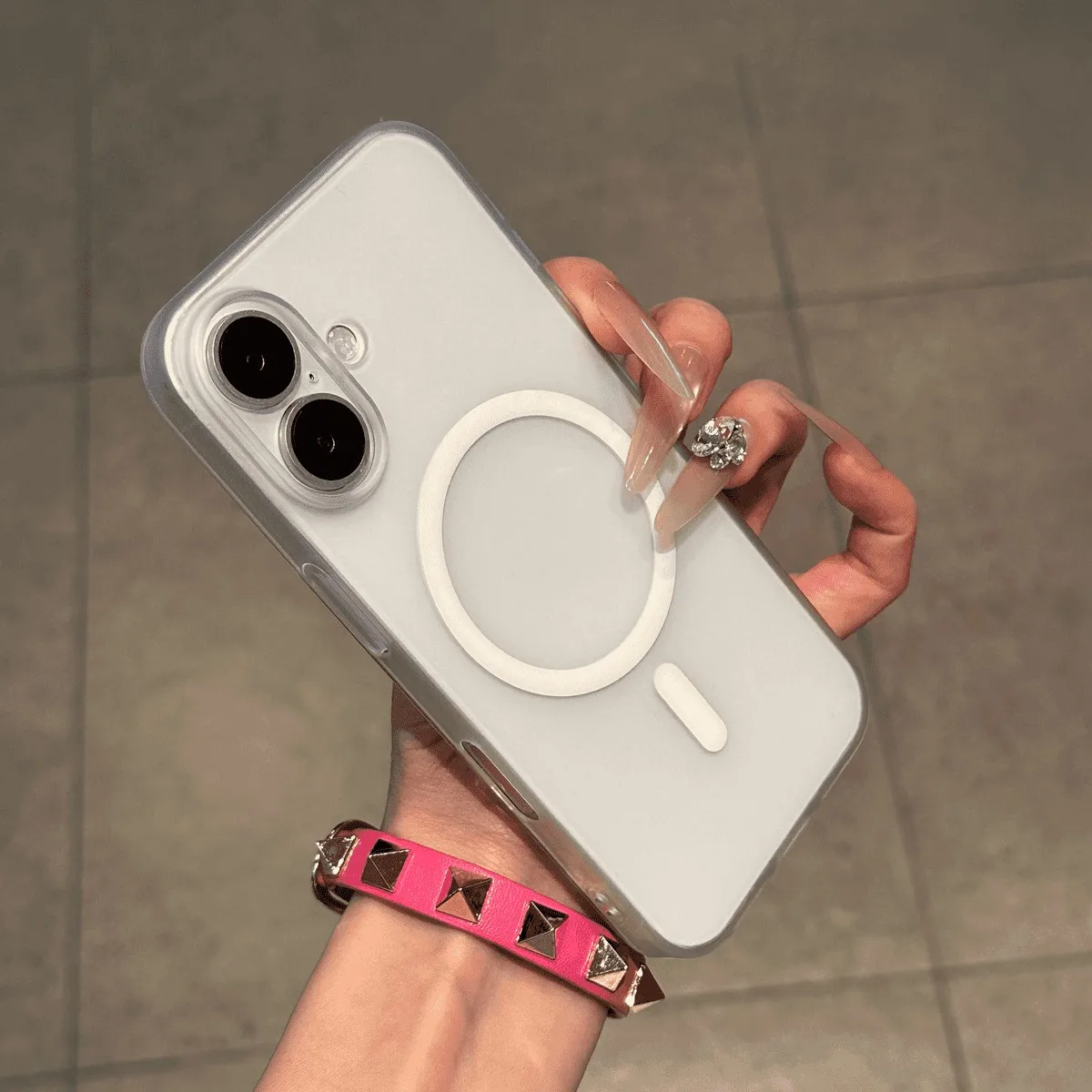Capa Ultrafina Fosca Semitransparente Para Celular (iphone Air), Resistente A Impactos E Com Ímãs.