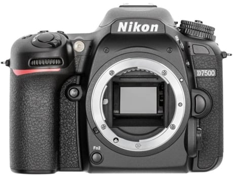 Máquina Fotográfica Reflex NIKON D7500 (DX)