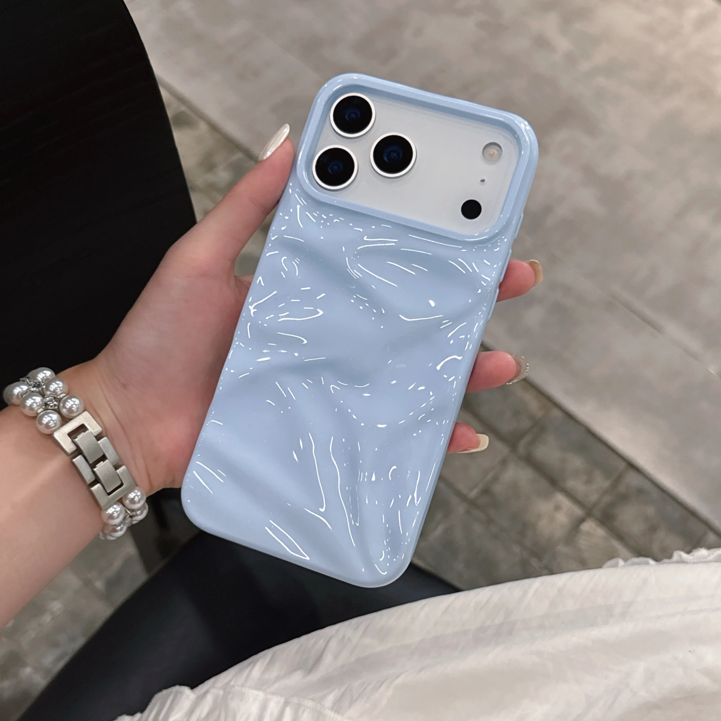 Capa Para Celular (iphone 17 Pro Azul) Com Padrão De Ondas, Lisa E Macia, Resistente A Impactos.
