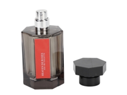 Perfume floral leve, refrescante e de longa duração para mulheres.