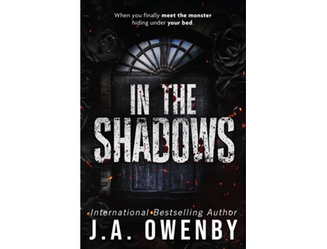 Livro In the Shadows de JA Owenby (Inglês)
