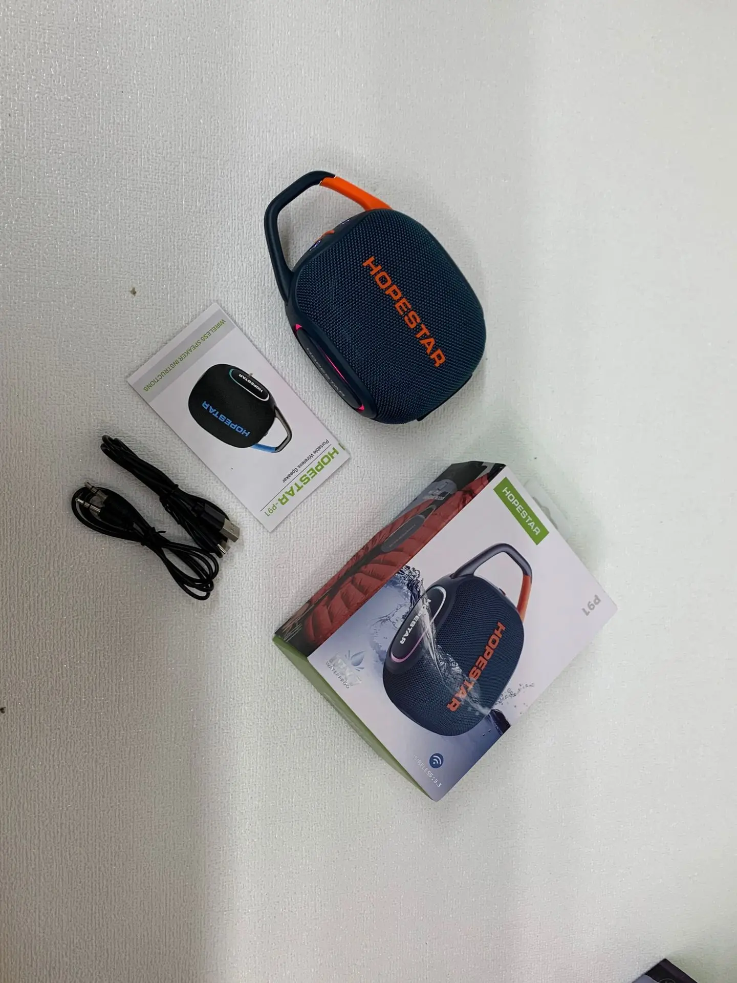 Caixa de Som Bluetooth À Prova D'água com Clipe e Função de Reprodução de Cartão Tf, Ideal para Ciclismo e Camping. MDUG (azul)
