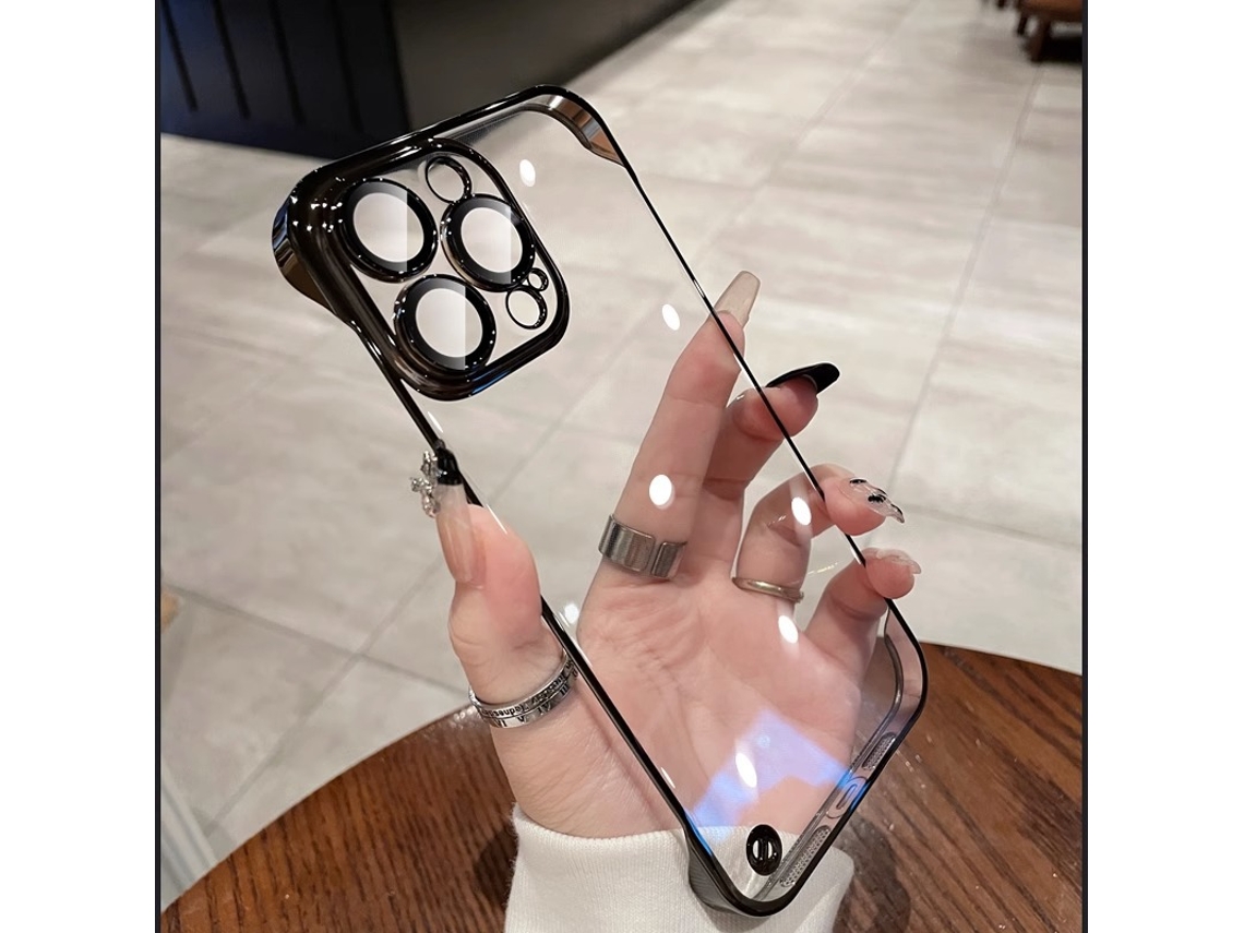 Capa Para Iphone 16 Preta, Sem Moldura, Com Acabamento Eletrogalvanizado, Resistente A Quedas E Poeira.