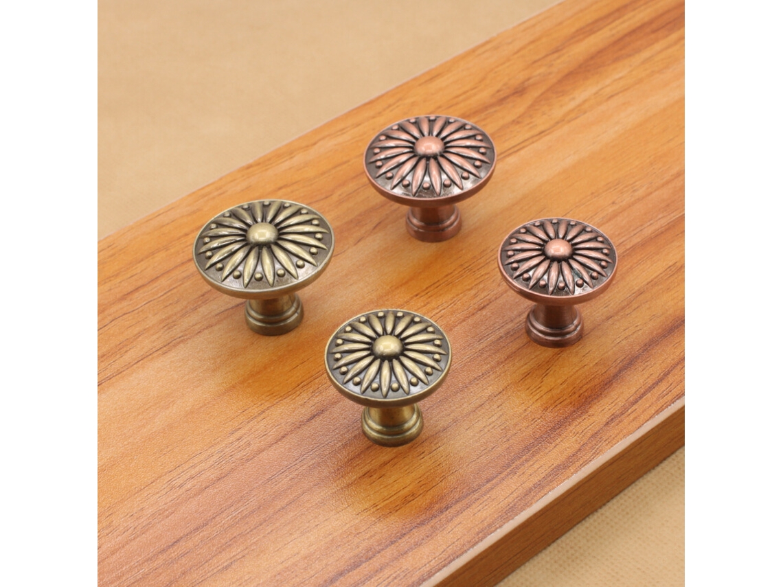 Conjunto de 10 Puxadores em Bronze BRILVIBERA (2,5x2,5x3,1)