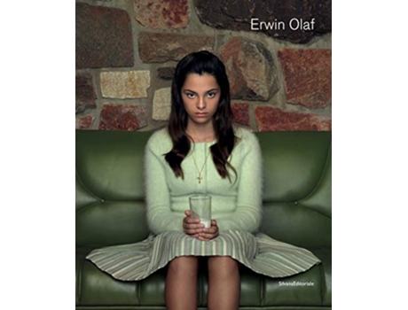 Livro Erwin Olaf de Walter Guadagnini (Inglês - Capa Dura)