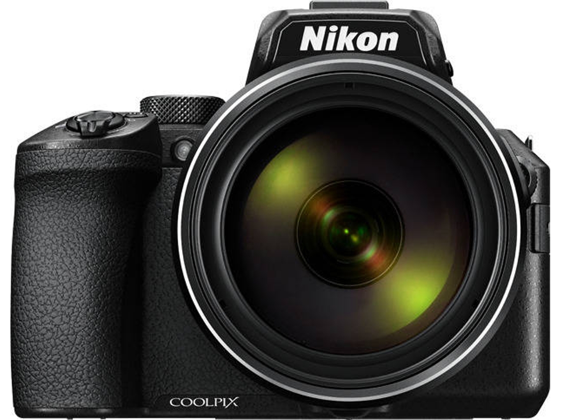 Máquina Fotográfica Bridge NIKON Coolpix P950 (Preto - 16 MP - ISO: 100 a 6400 - Zoom Ótico: 83x)