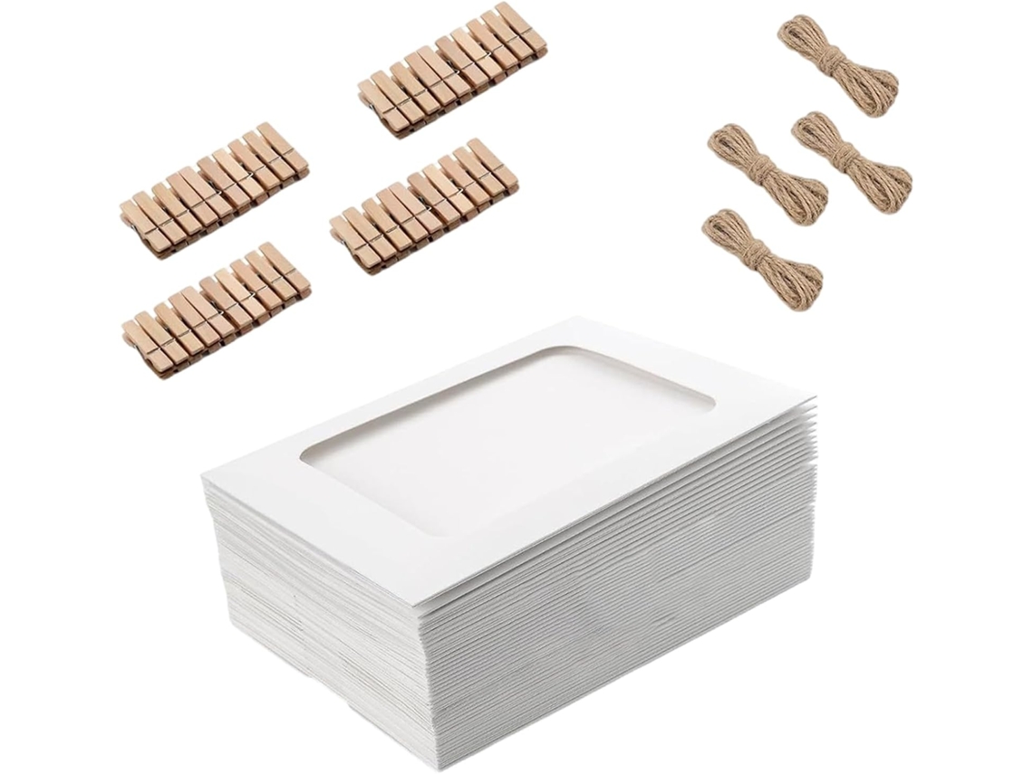 Kit de caneta fotográfica com 40 moldes de papel, 40 gramas de madeira e 4 cordões para criar uma galeria de fotos.
