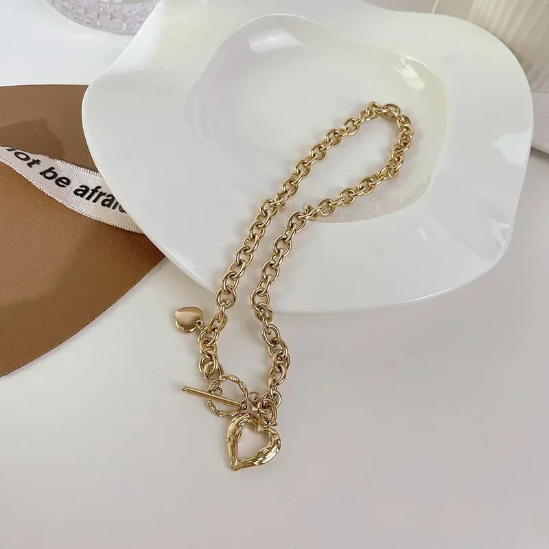 Colar Feminino Com Fecho De Coração (dourado), Corrente Elegante Para Clavícula.