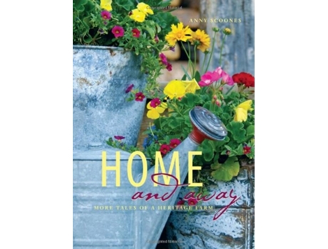 Livro Home and Away de Anny Scoones (Inglês)