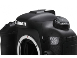 Máquina Fotográfica Reflex CANON EOS 7D Mark II (APS-C)