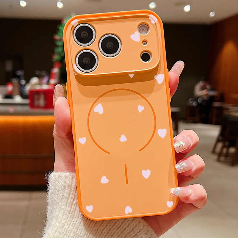 Capa Magnética Rígida Para Iphone 13 Com Estampa De Coração (laranja).