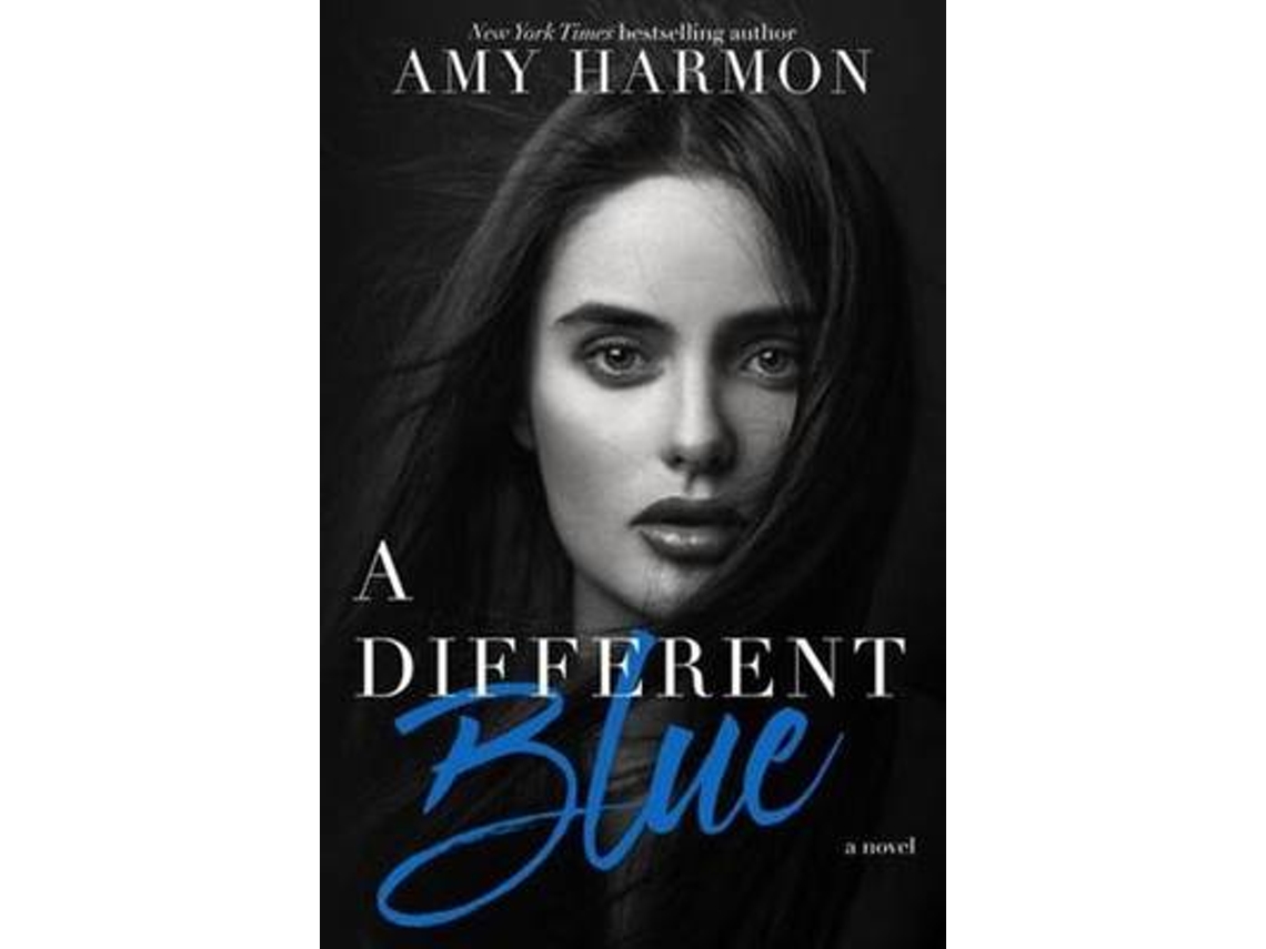 Livro a different blue de amy harmon (inglês)