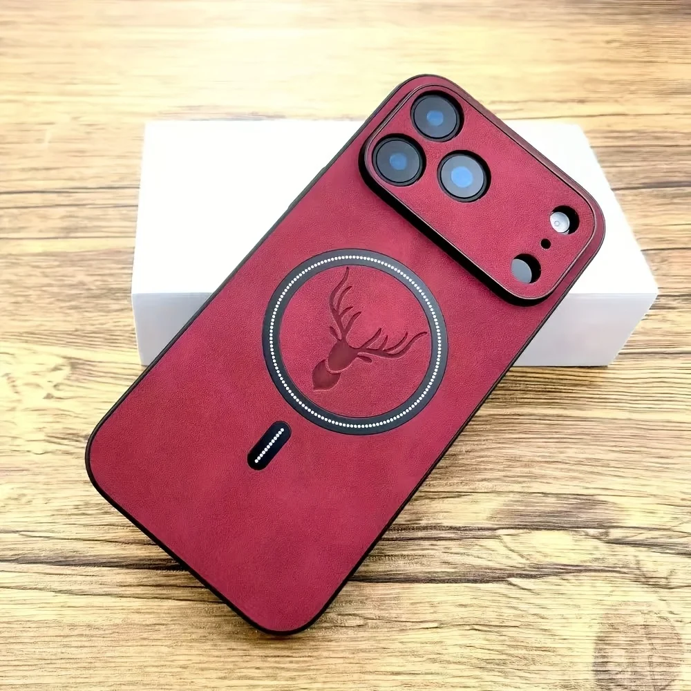 Capa Para Celular (iphone 14 Plus Vermelho) Em Couro Pu Com Estampa De Veado E Carregamento Sem Fio Magnético Magsafe.