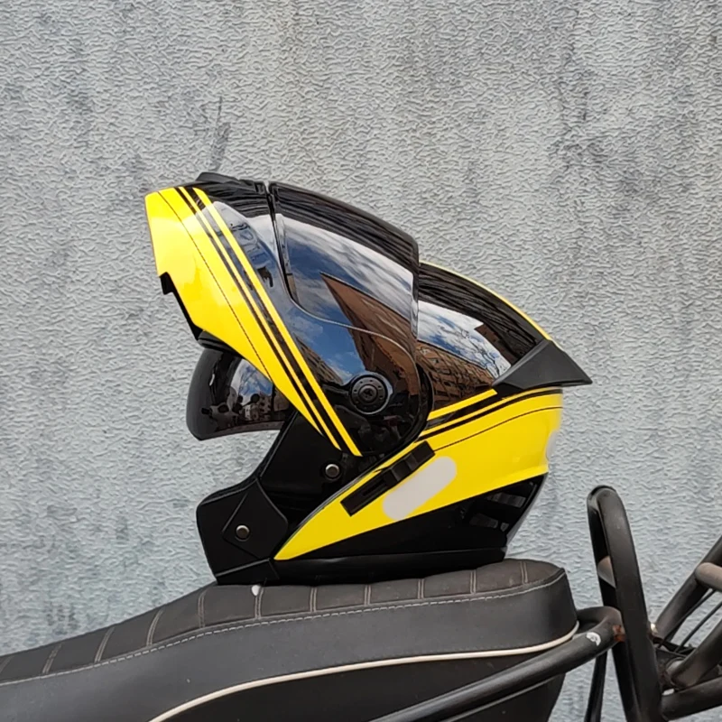(s) Capacete Flip Para Motocicleta Com Certificação Dot Mais Recente E Viseira Integrada.